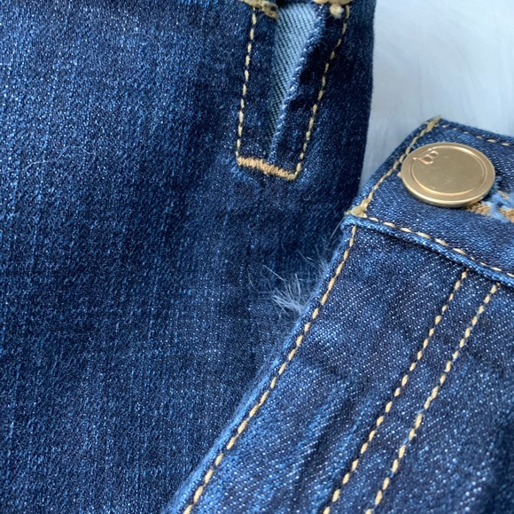 Lane Bryant Capri 26 Indigo Dark Wash. - Picture 2 of 6